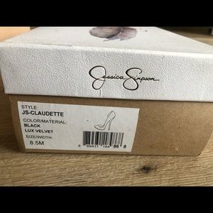 Jessica Simpson Claudette Lux Velvet Pump Sz8.5